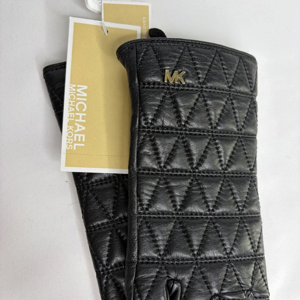 Michael Kors Womens Black Quilted Genuine Leather Tech Gloves Size Small MSRP 98